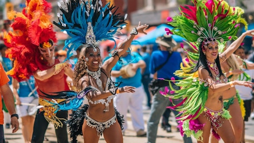 Brasil samba dancers